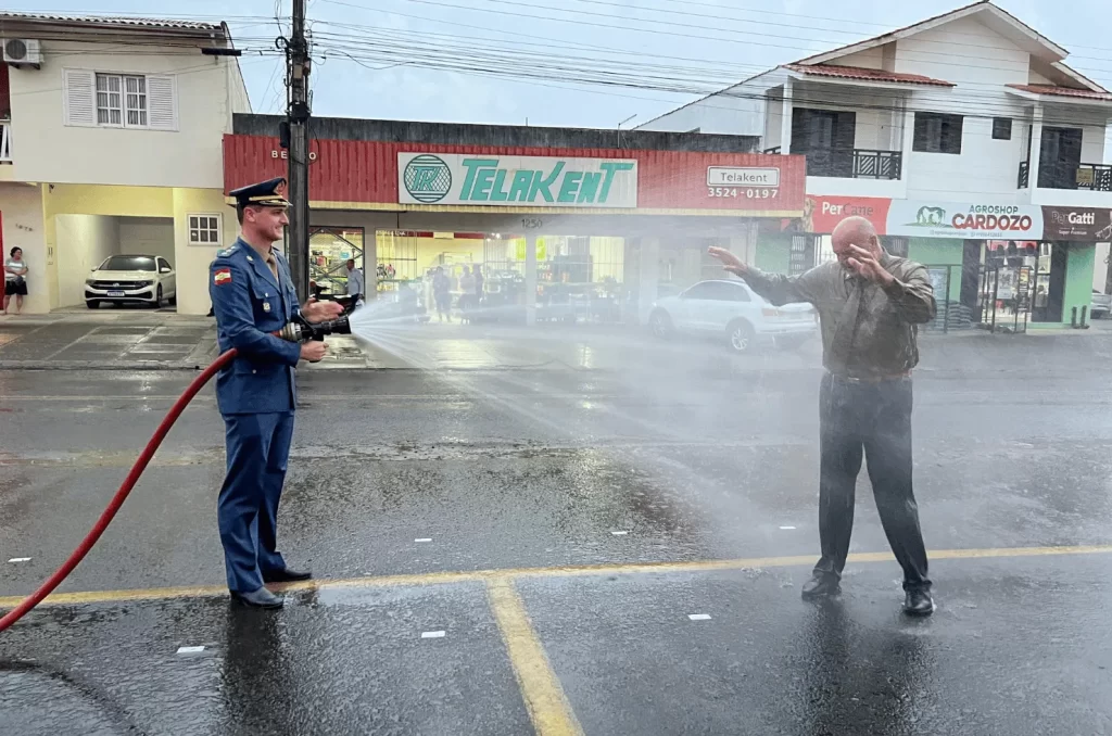 Bombeiros de Araranguá em solenidade