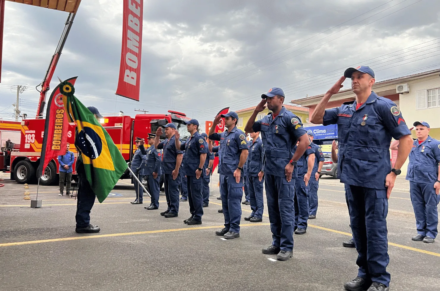 Bombeiros de Araranguá em solenidade