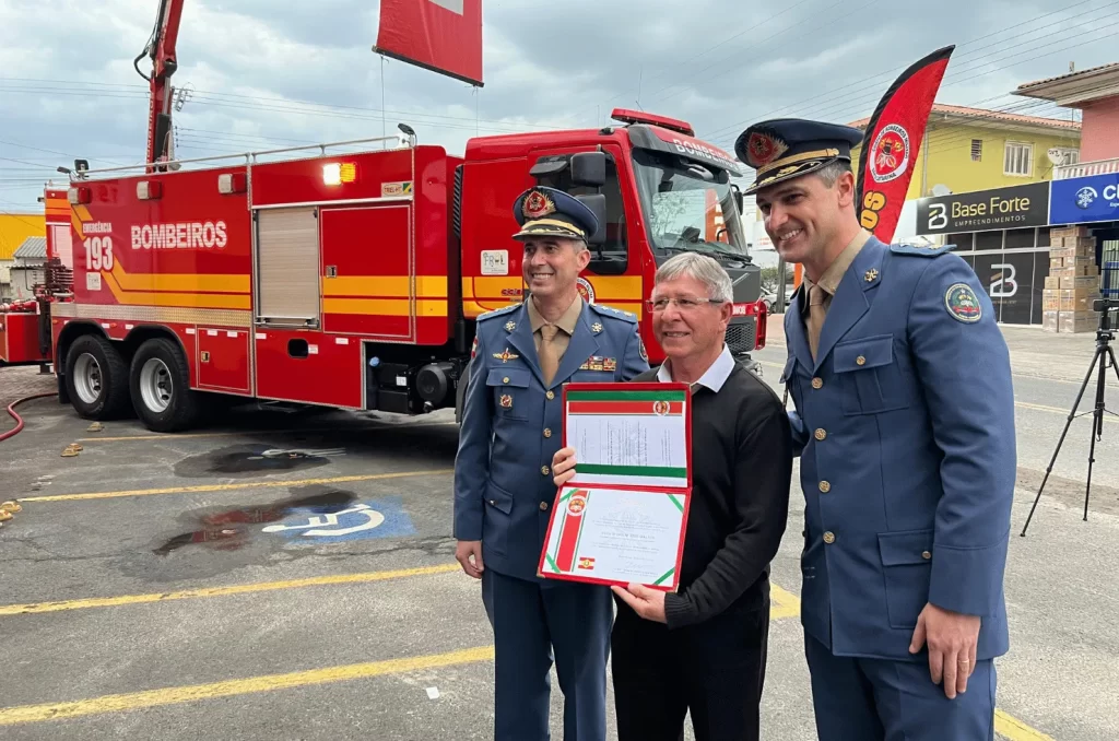 Bombeiros de Araranguá em solenidade