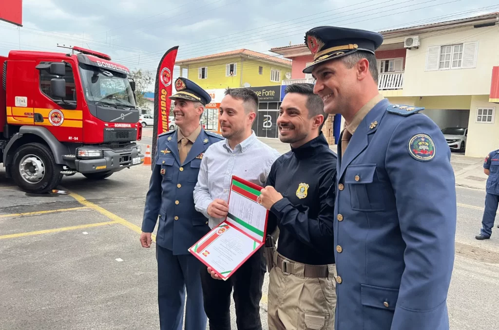 Bombeiros de Araranguá em solenidade