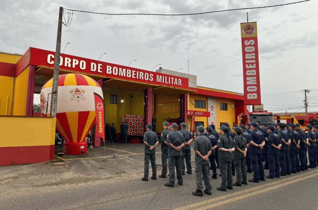 Bombeiros de Araranguá em solenidade