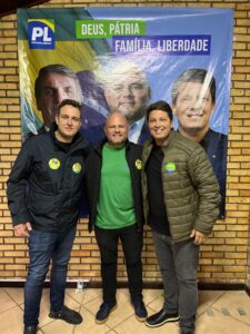 Ex-diretor de Salvaro com Guidi e Mário Frias