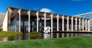 Itamaraty diz para brasileiros deixarem Líbano por guerra com Israel