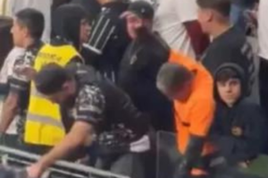Torcedores do Corinthians são flagrados debochando das enchentes em jogo contra o Grêmio