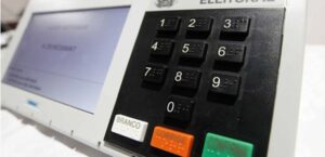 O sufoco de quem trabalha registrando candidaturas