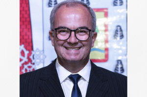 Vereador Daniel Antunes tem celular apreendido