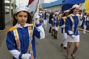 Desfile de independência em Imbituba reúne 64 entidades no sábado