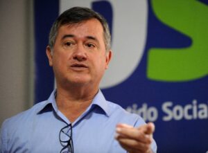 Ricardo Fabris toma posse como prefeito na Câmara de Vereadores de Criciúma