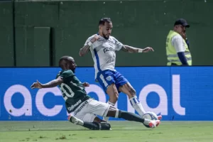 Enderson Moreira define elenco para jogo decisivo contra Ituano