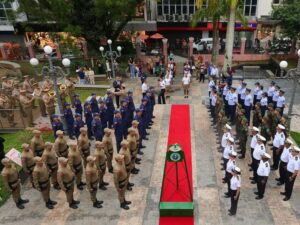 Semana da pátria começa com cerimônia e fogo simbólico no Palácio Cruz e Souza