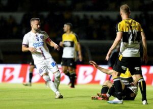 Criciúma enfrenta o Bahia fora de casa na Série A neste domingo