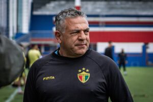 Técnico Luizinho Vieira é desligado do Brusque
