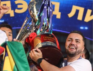 Afeito a desafios, Arthur Ferreira ergueu os primeiros troféus de clube da Mongólia