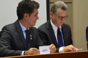 Acélio comenta prisão de Clésio Salvaro: ‘tem que deixar para a Justiça’