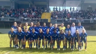 Avaí/Kindermann antes da estreia no Catarinense feminino contra a Tunense