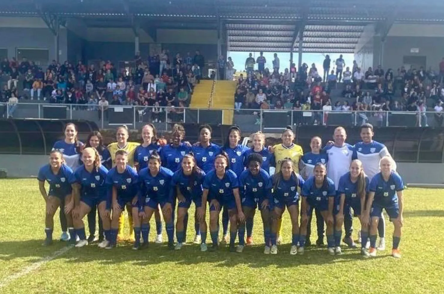 Avaí/Kindermann antes da estreia no Catarinense feminino contra a Tunense