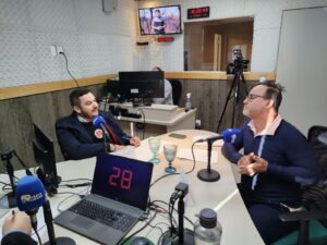 Debate: sem prefeita, candidatos de Içara falam sobre mobilidade