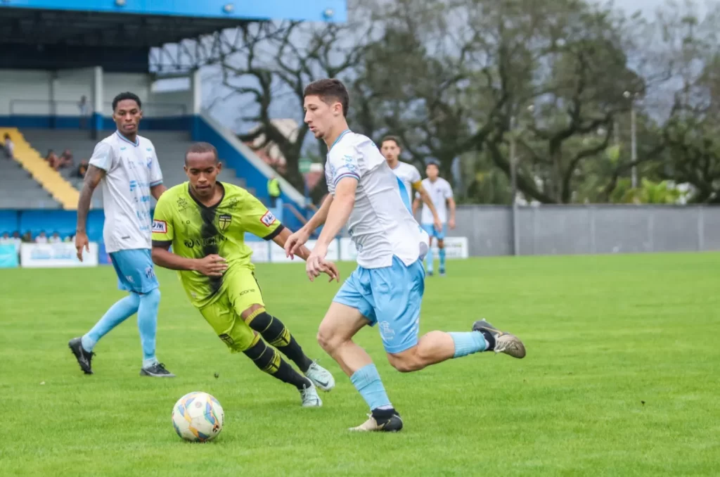 Jogo do Caravaggio contra o Baruch na Copa Santa Catarina Sub-21, onde o Caravaggio venceu por 7 a 0