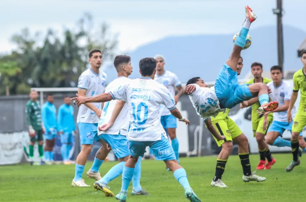 Caravaggio recebe o Metropolitano pela Copa-SC Sub-21