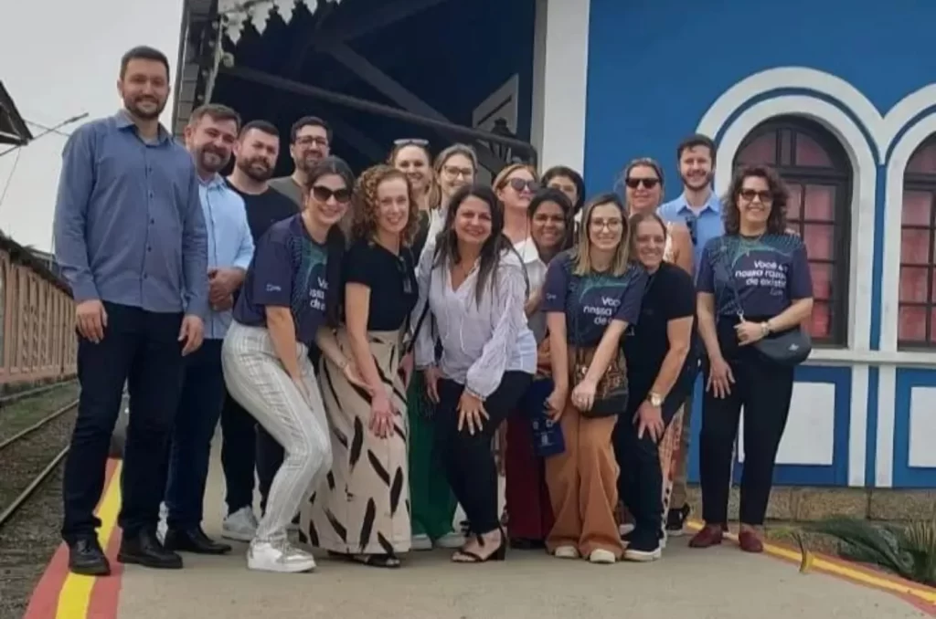 Comerciantes de Criciúma em visita a Tubarão para conhecer projetos de revitalização comercial e place branding