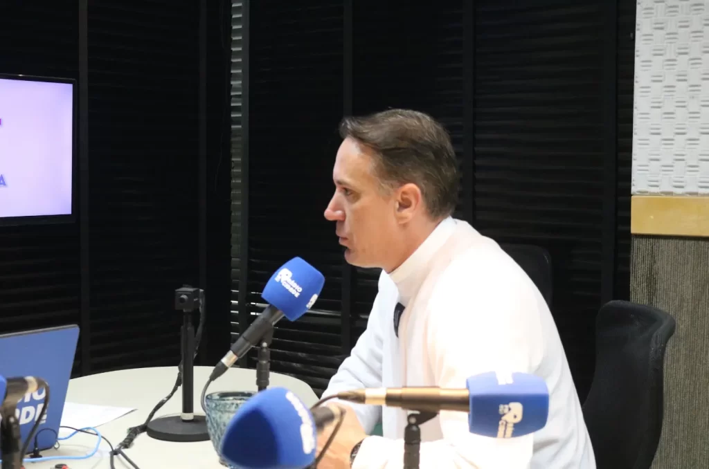 Padre Antônio Vander, durante entrevista ao Programa Conecta, da Rádio Cidade em Dia