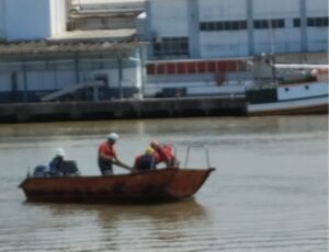 Corpo aparece boiando no rio Itajaí-Açu