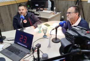 Debate eleitoral: candidatos de Içara divergem sobre iluminação pública