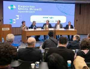 Evento na Fiesc reúne compradores de 11 países