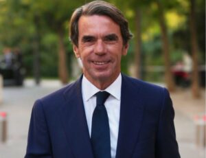 Ex-premiê da Espanha fala sobre polarização, na Fiesc