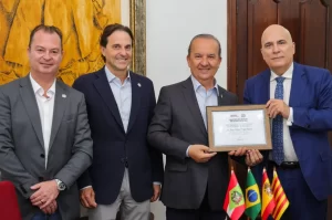 Governador nomeia embaixador honorário de SC na Catalunha