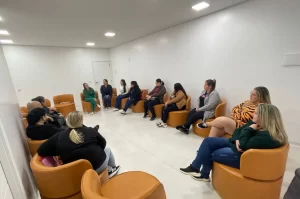 Atendimento da equipe multidisciplinar para a realização da cirurgia bariátrica, no Hospital Dom Joaquim em Sombrio