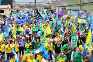 Robison e Rubens lideram caminhada no Nilo Bittencourt e Rio Bonito