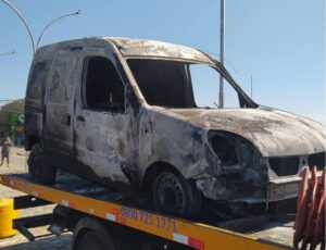 Incêndio bloqueou a BR-101 e gerou fila de 19 km