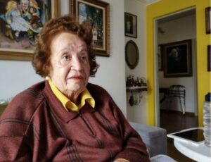 Morre a professora Rosa de Lourdes, aos 90 anos, em Itajaí