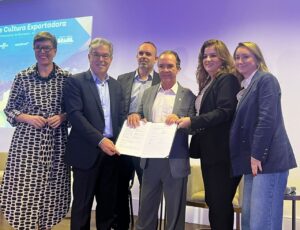 Pequenos negócios de SC ganham suporte no Comex