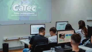 Aulas dos cursos do CaTec, ministradas em Santa Catarina