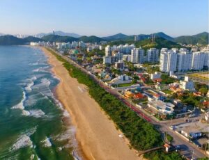 São João e Brava, em Itajaí, passam por atualização cadastral