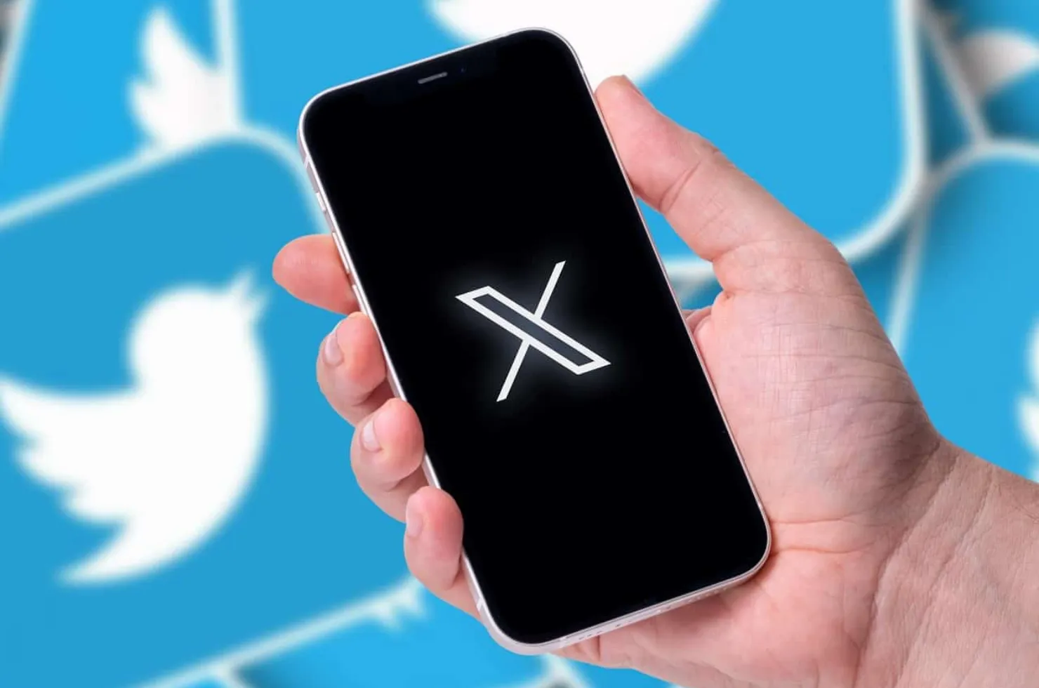 Twitter volta a funcionar em smartphones no Brasil