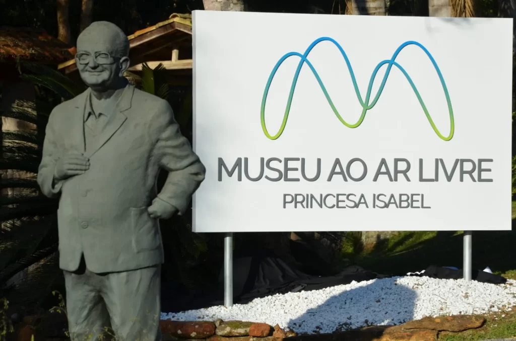 Unibave e Febave celebram meio século de educação em Orleans e região