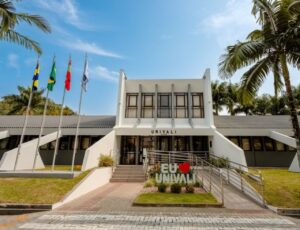 Univali comemora 60 anos do Ensino Superior em Itajaí