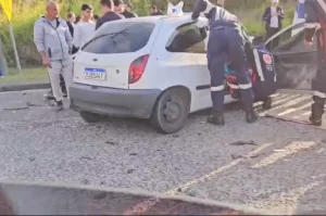 [VÍDEO] Veículos colidem na SC-445 em Criciúma