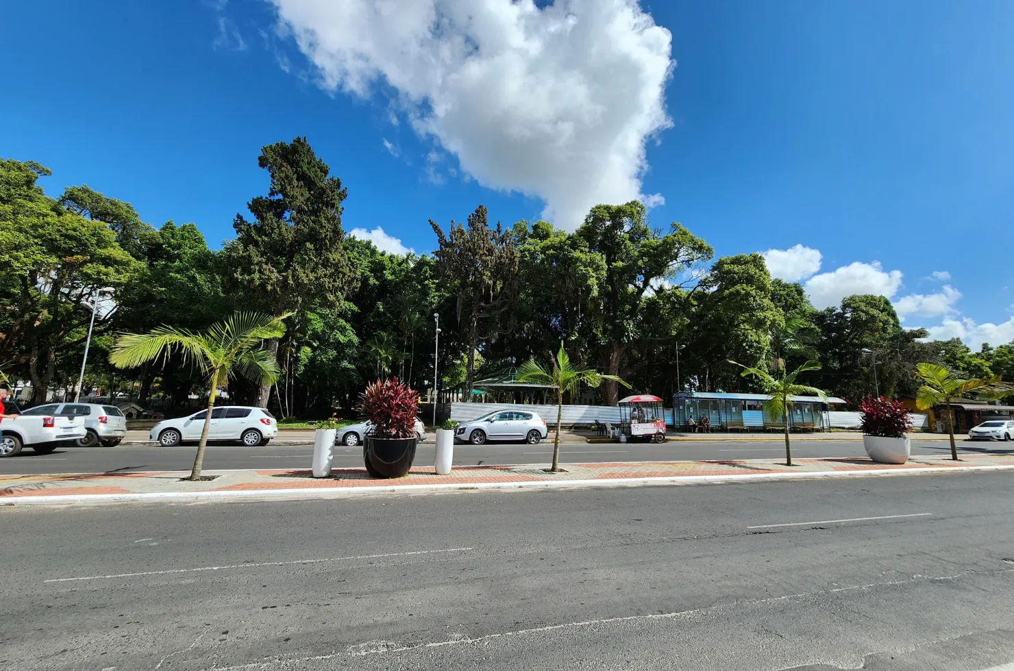 Trecho interditado da Avenida Sete de Setembro, entre as Avenidas Getúlio Vargas e Coronel João Fernandes