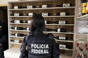 Operação “Malbec” é deflagrada para desarticular esquema criminoso de contrabando de vinhos argentinos