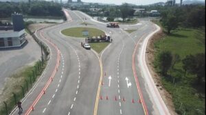 Trânsito liberado com interdições provoca confusão na ponte Stélio Cascaes Boabaid em Tubarão