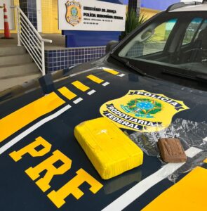 [VÍDEO] Homem é preso por transportar cocaína de SC para o RS