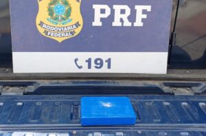[VÍDEO] Condutor é preso na BR-101 por transportar cocaína em Imbituba