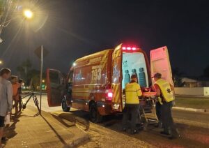 Colisão entre motocicleta e veículo deixa motociclista ferido em Morro da Fumaça