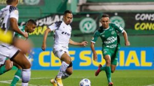 Chapecoense quebra jejum e vence na Arena Condá