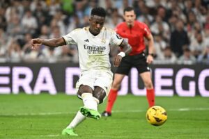 La Liga combate campanha racista contra Vinicius Jr. no clássico
