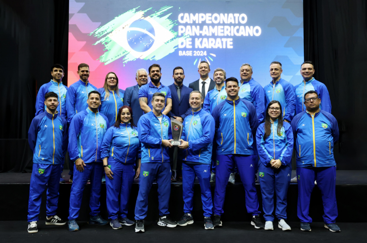 Com atletas de Tubarão, Brasil é vice-campeão do Pan-Americano de Karatê